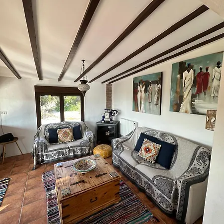 Azafran Villa