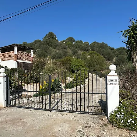 Azafran Villa *