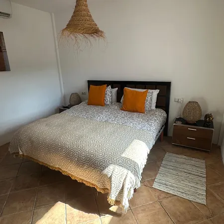Azafran Malaga